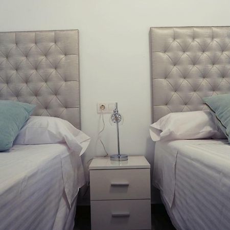 Apartamentos Ondeanos La Carolina Eksteriør billede